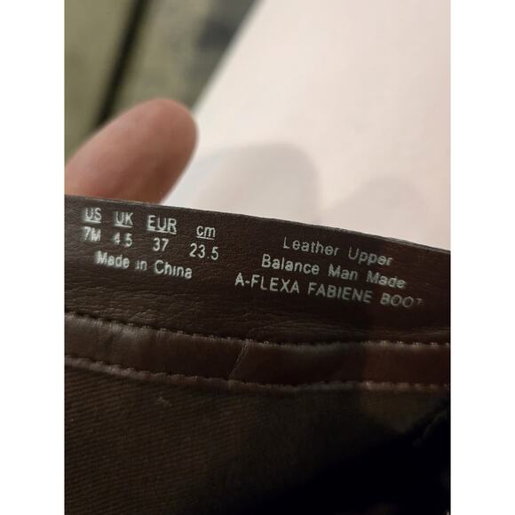 Franco Sarto Women's Brown Leather Ankle Boots Size 7M Square Toe - Picture 8 of 9